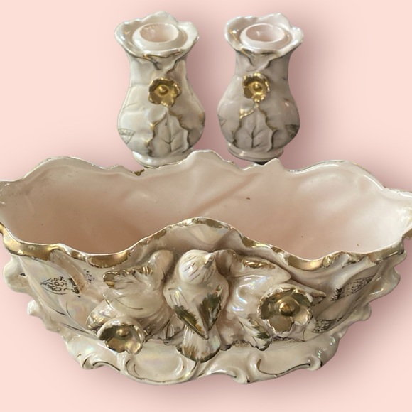 Vintage planter and candlestick holder pink with gold trimming. - Picture 2 of 16